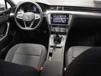 Gebraucht VW Passat Conceptline 150 PS (110 kW) 2021 Weiß Kombi