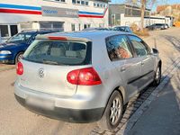 Gebraucht VW Golf V 101 PS (74 kW) 2005 Silber Kleinwagen