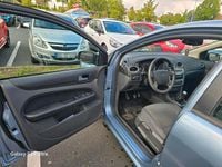 Usado Ford Focus 116 CV (85 kW) 2005 Azul Berlina