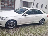 Gebraucht Mercedes E220 170 PS (125 kW) 2011 Weiß Limousine