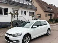 Second-hand VW Golf VII 110 CP (80 kW) 2017 Alb Berlinǎ