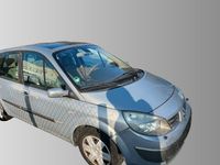 Gebraucht Renault Scénic II 135 PS (99 kW) 2005 Silber Van / Kleinbus