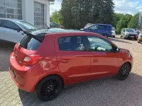 Gebraucht Mitsubishi Space Star Active 80 PS (58 kW) 2019 Amarenarot/schwarz Kleinwagen