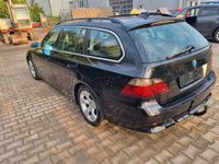 Gebraucht BMW 523 177 PS (130 kW) 2007 Schwarz Kombi