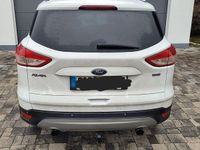 Gebraucht Ford Kuga Trend 150 PS (110 kW) 2015 Weiß SUV