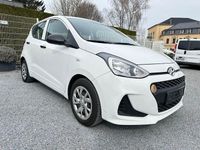 Gebraucht Hyundai i10 Select 67 PS (49 kW) 2018 Weiß Kleinwagen