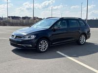 Gebraucht VW Golf VII Comfortline 116 PS (85 kW) 2018 Schwarz Kombi