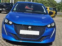 Gebraucht Peugeot e-208 Active 100 kW (136 PS) 2022 Vertigo blau Kleinwagen