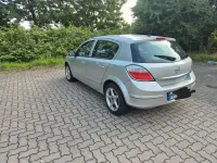 Gebraucht Opel Astra Edition 125 PS (91 kW) 2006 Silber Limousine