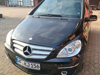 Gebraucht Mercedes B200 140 PS (102 kW) 2008 Schwarz Van / Kleinbus