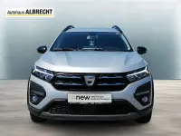 Gebraucht Dacia Jogger Extreme 110 PS (80 kW) 2022 Mondsteingrau Van / Kleinbus