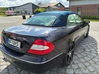 Gebraucht Mercedes CLK320 Elegance 224 PS (164 kW) 2007 Blau Cabrio