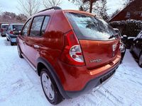 Gebraucht Dacia Sandero Stepway 87 PS (63 kW) 2010 Unbekannt (metallic) Kleinwagen