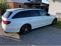 Gebraucht Mercedes E220 AMG line 194 PS (142 kW) 2017 Weiß Kombi