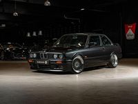 Gebraucht BMW 325 Performance 321 PS (236 kW) 1988 Schwarz Coupé