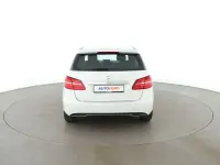 Gebraucht Mercedes B180 Style 122 PS (89 kW) 2018 Weiß Kleinwagen