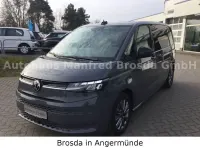 Gebraucht VW Multivan 150 PS (110 kW) 2024 Pure grey Van / Kleinbus