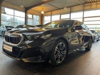 Gebraucht BMW 520 M Sport 208 PS (152 kW) 2025 Schwarz Limousine