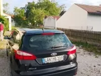 Gebraucht Ford Focus Trend 125 PS (91 kW) 2014 Schwarz Kombi