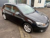 Gebraucht VW Golf VII 105 PS (77 kW) 2012 Schwarz Limousine