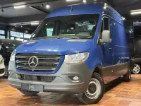 Gebraucht Mercedes Sprinter 170 PS (125 kW) 2024 Blau Van