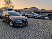 Gebraucht Audi A3 Ambiente 105 PS (77 kW) 2011 Grau Kleinwagen