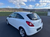 Gebraucht Opel Corsa 101 PS (74 kW) 2010 Weiß Kleinwagen