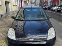 Gebraucht Ford Fiesta 60 PS (44 kW) 2004 Blau Kleinwagen