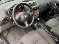 Gebraucht Alfa Romeo Giulietta 140 PS (102 kW) 2003 Schwarz Kleinwagen