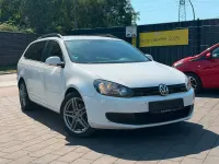 Gebraucht VW Golf VII Trendline 105 PS (77 kW) 2013 Candyweiß Kombi