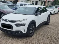 Gebraucht Citroën C4 110 PS (80 kW) 2019 Weiß Limousine