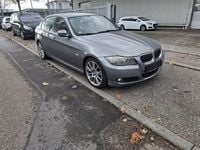 Gebraucht BMW 325 218 PS (160 kW) 2010 Grau Limousine