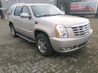 Gebraucht Cadillac Escalade 409 PS (300 kW) 2010 Grau SUV