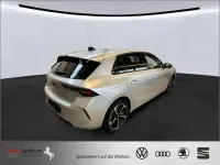 Gebraucht Opel Astra 131 PS (96 kW) 2024 Silber Kleinwagen