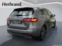 Gebraucht Mercedes B200 Progressive 163 PS (119 kW) 2025 Grau Kleinwagen