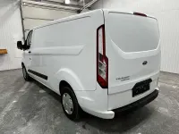 Gebraucht Ford 300 131 PS (96 kW) 2022 Weiß Van
