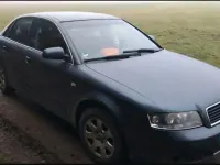 Gebraucht Audi A4 131 PS (96 kW) 2001 Blau Limousine