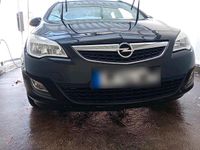 Gebraucht Opel Astra 95 PS (69 kW) 2011 Schwarz Kombi