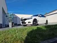 Gebraucht BMW 320 184 PS (135 kW) 2019 Weiß Limousine