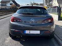 Gebraucht Opel Astra GTC Innovation 140 PS (102 kW) 2012 Grau Coupé