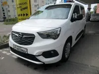 Używany Opel Combo Life 110 KM (80 kW) 2022 Biały Minivan