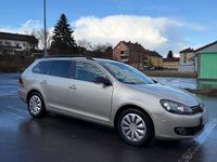 Gebraucht VW Golf VI 103 PS (75 kW) 2011 Grau Kleinwagen