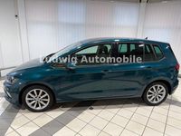 Gebraucht VW Golf Comfortline 150 PS (110 kW) 2018 Grün Limousine