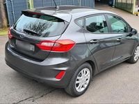 Gebraucht Ford Fiesta Trend 72 PS (52 kW) 2018 Grau Kleinwagen
