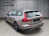 gebraucht Volvo V60 B4 Mild-Hybrid Diesel R-Design / Xenium-Paket