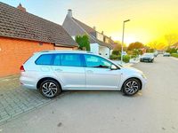 Gebraucht VW Golf VII 150 PS (110 kW) 2018 Silber Kombi