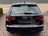 Gebraucht Audi A3 Ambiente 125 PS (91 kW) 2014 Schwarz Kombi