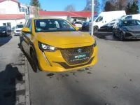Gebraucht Peugeot e-208 Active 100 kW (136 PS) 2021 Gelb Kleinwagen