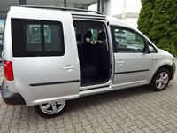 Gebraucht VW Caddy Trendline 122 PS (89 kW) 2015 Reflexsilber metallic Van / Kleinbus