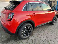 Neu Fiat 600 La Prima 136 PS (100 kW) 2025 Orange SUV